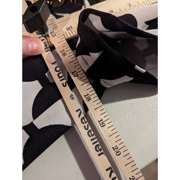 Karta Women White Square Neck Pleated Mini Dress Size Small - Picture 15 of 16